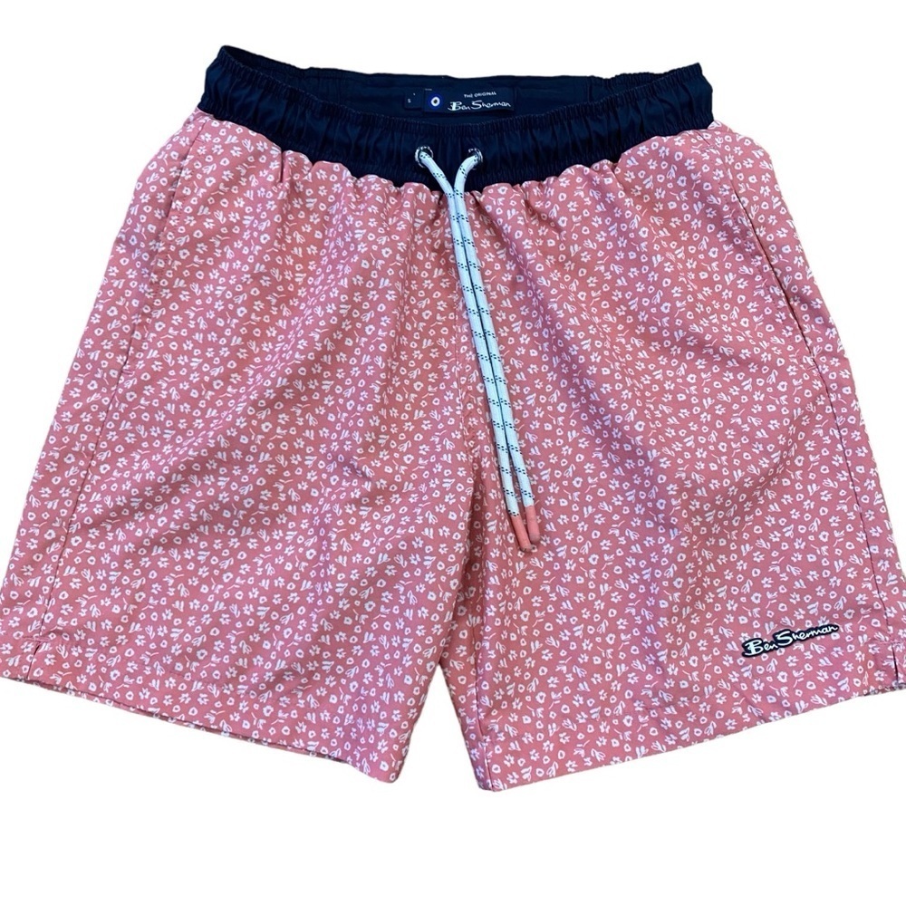 Ben Sherman Mens Swim Trucks Board Shorts Coral With White Flowers Size Small